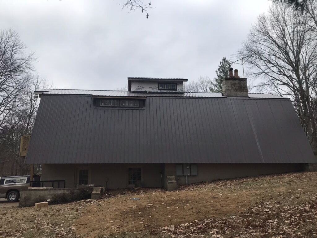 A Metal Formers roof.